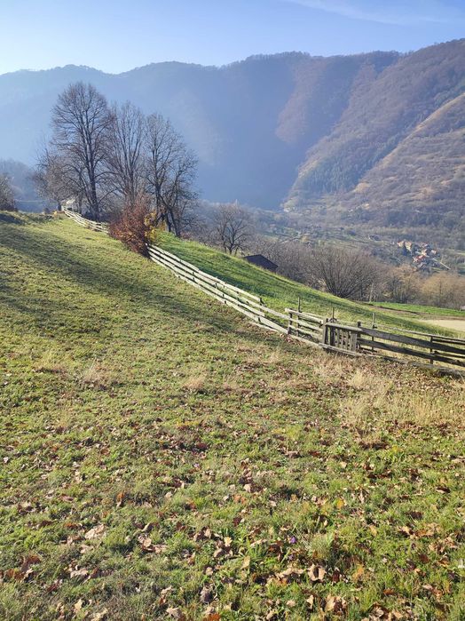 Teren pe Valea Sebesului