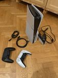 Playstation 5 Slim - 1TB + два джойстика и зарядна станция за тях