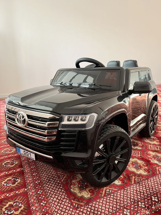 Ойыншык машина сатылады.