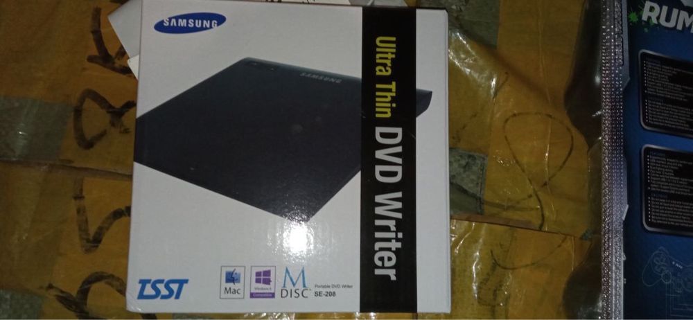 Продается оригинал USB3.0 DVD RW для ноутбуков и PC. Гарантия 3 месяц