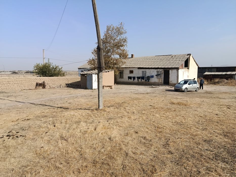 Yer sotiladi 37 sotix