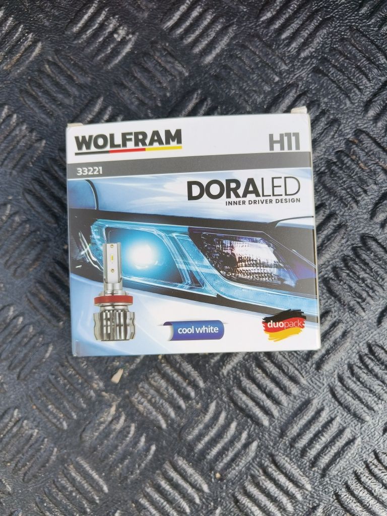 Vând bec led H11