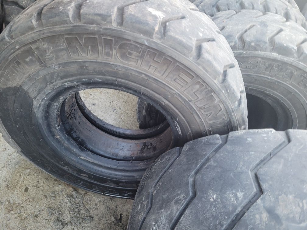 Anvelope Stivuitor Michelin 6.50 R10 cu cameră și guler