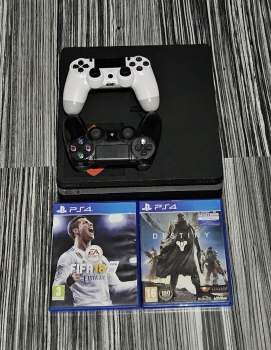 Consola Sony ps 4 slim+ 3 jocuri