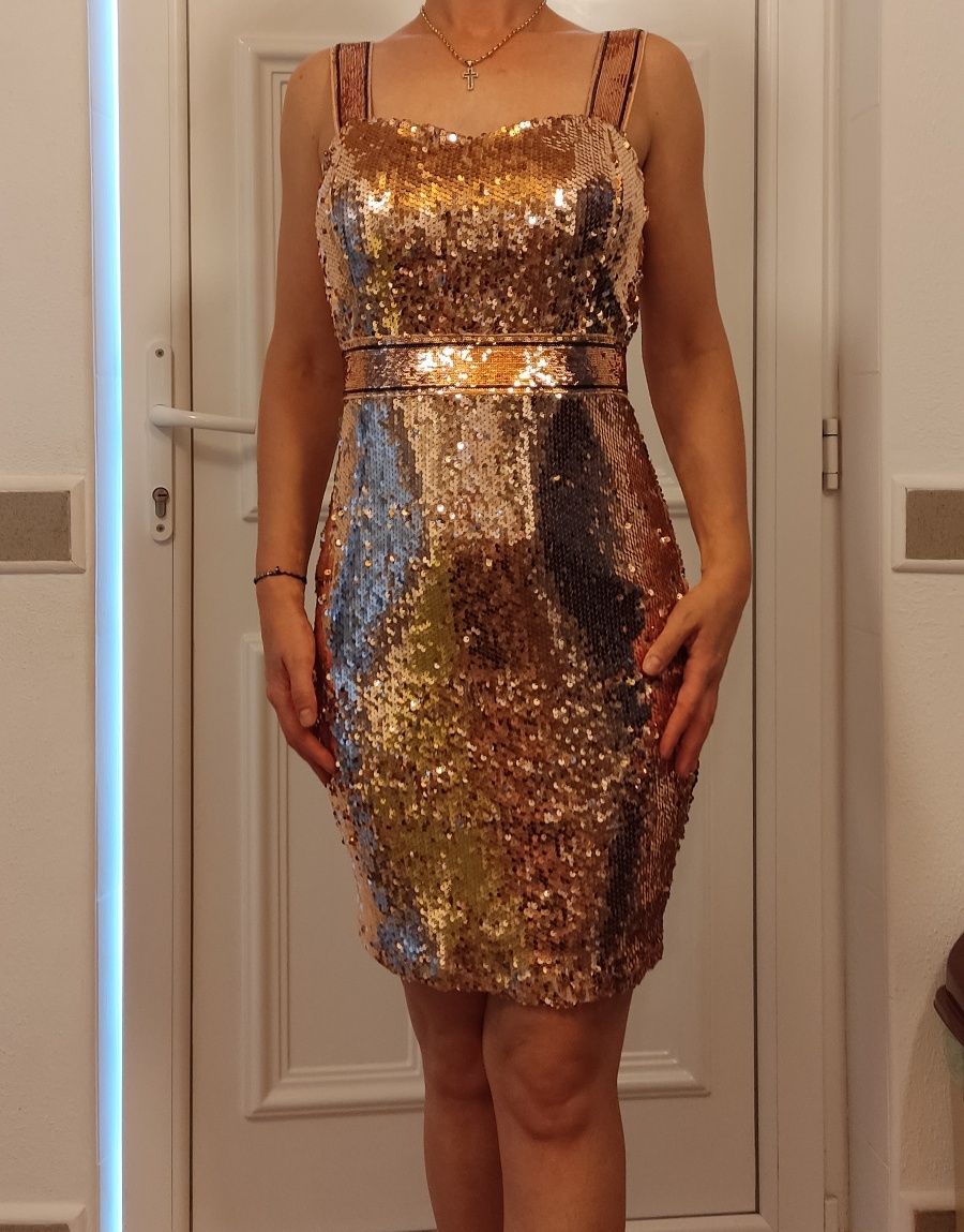 Rochie paiete aurie