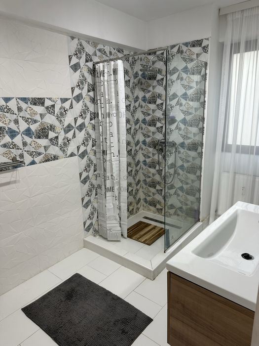 Inchiriez PENTHOUSE cu Terasa, Jacuzzi, Central, Unirii Nerva Traian