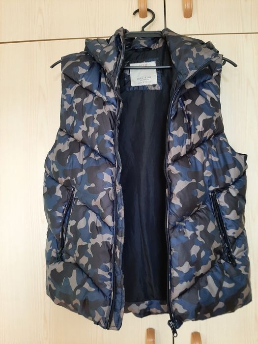 Детски елек без ръкави р-р 140 см марка zara