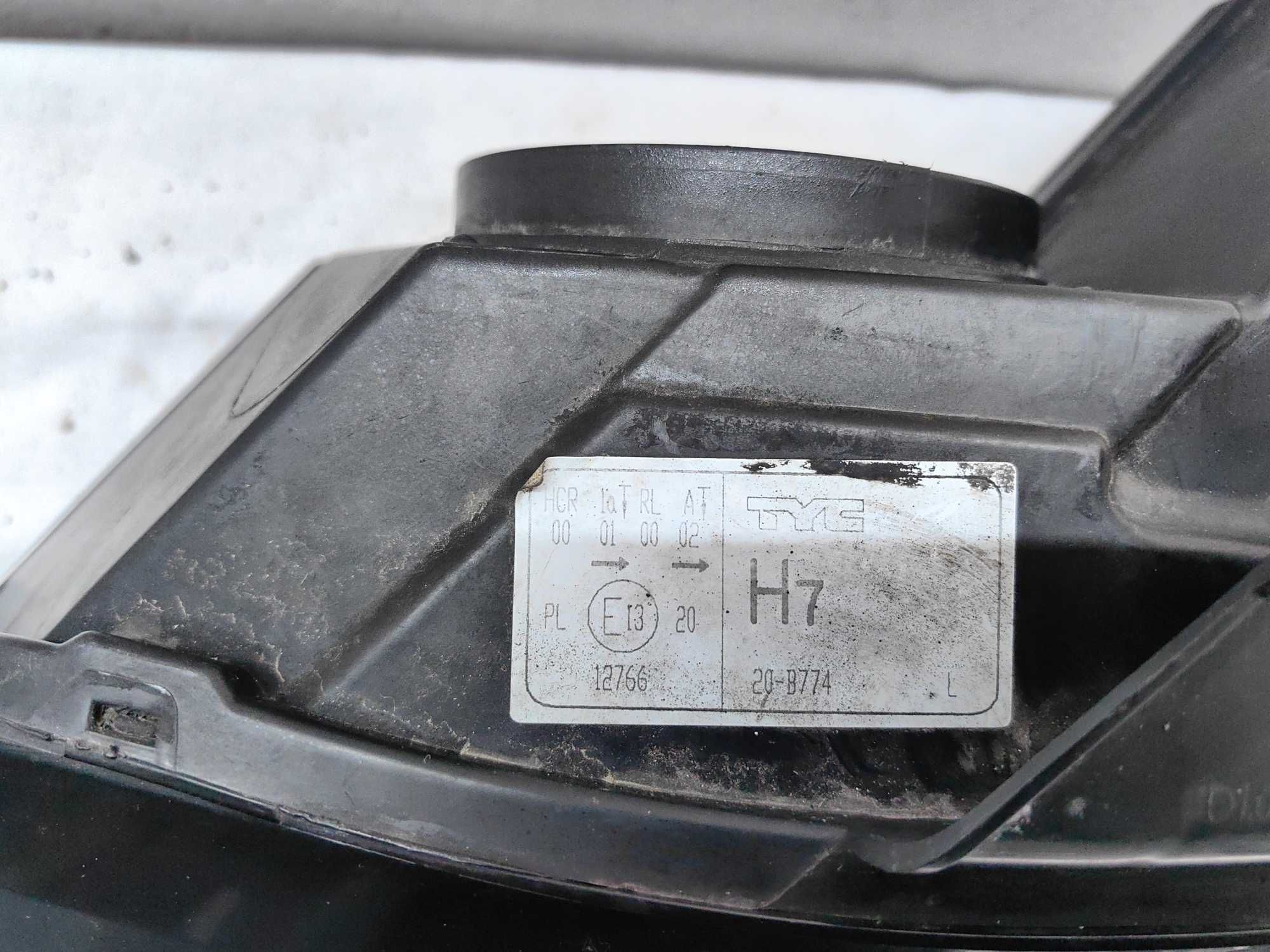 Фар Ауди А3  Audi A3 Feis