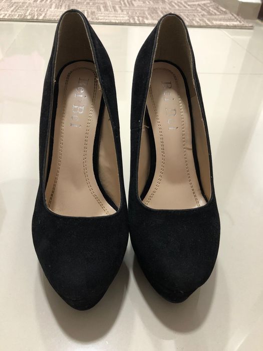 Pantofi negri cu toc, marimea 36