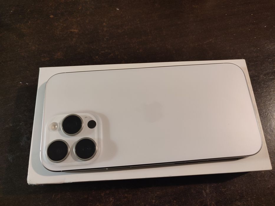 Iphone 16 pro max в гаранция