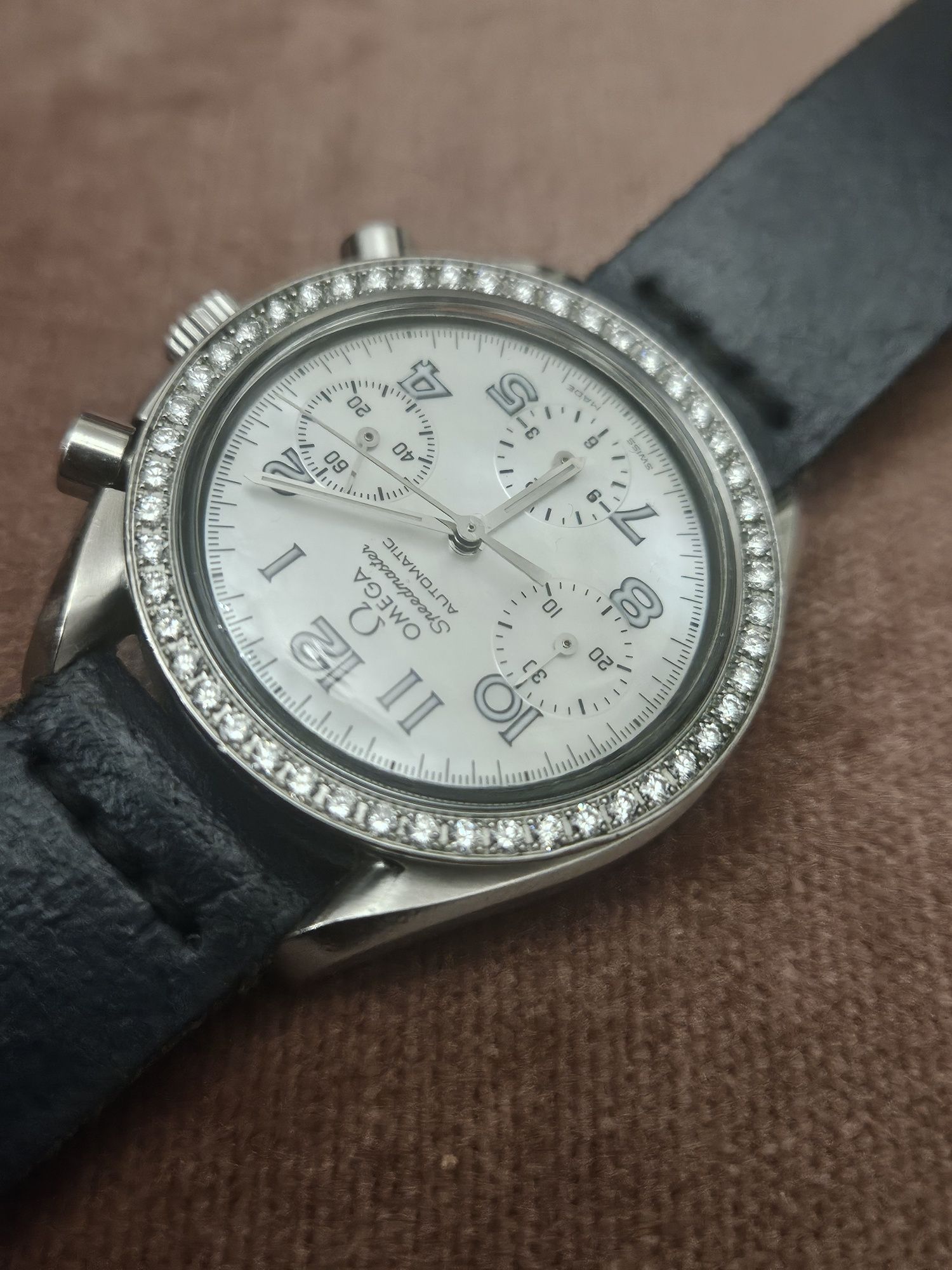 Omega hronograf Diamond ръчен часовник.