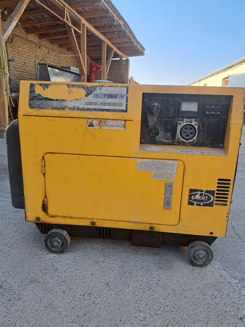 Generator sotiladi