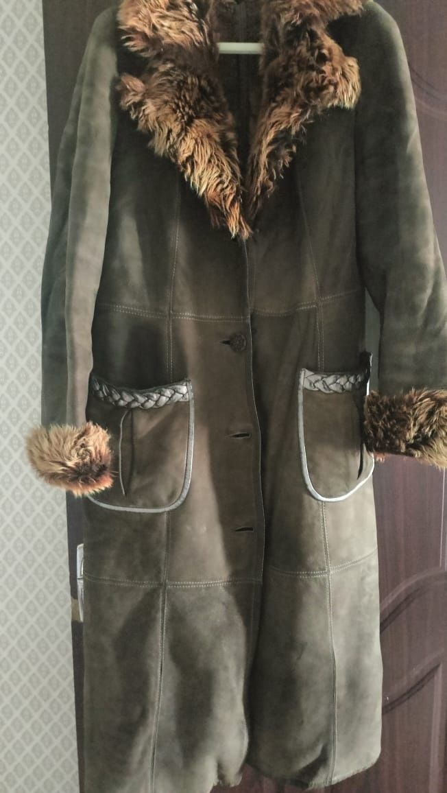 Продам дублёнку и кожаный плащ