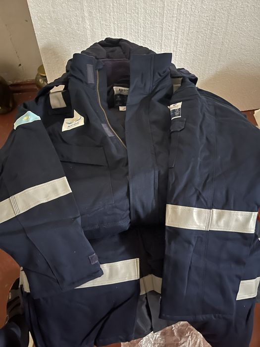 Комбинезон зимний….