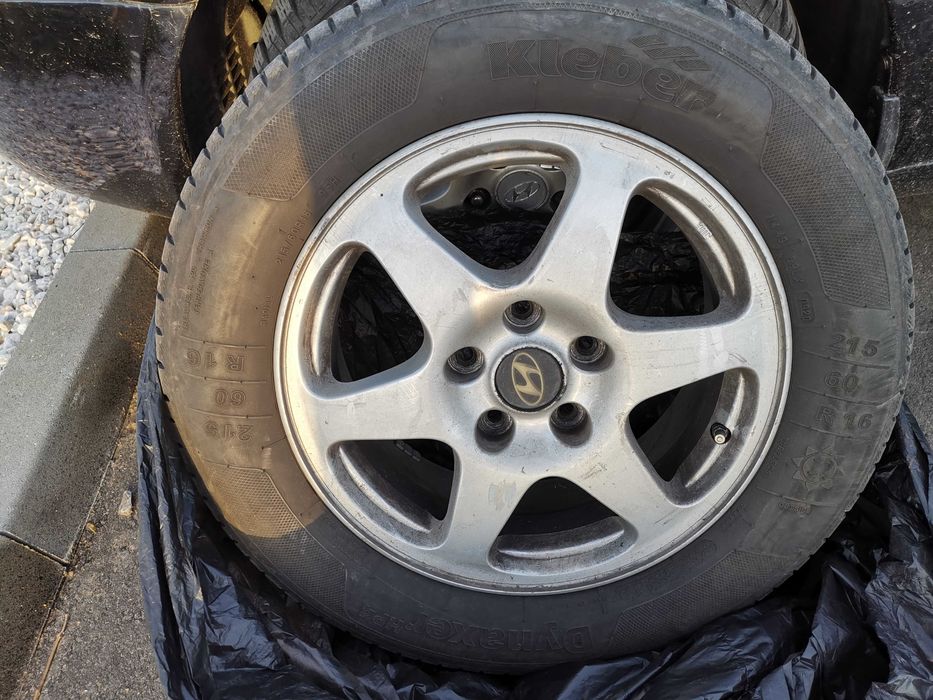 Гуми 4 бр. 215 60 16 летни гуми Kleber Dynaxer Hp4 lx DOT 0920