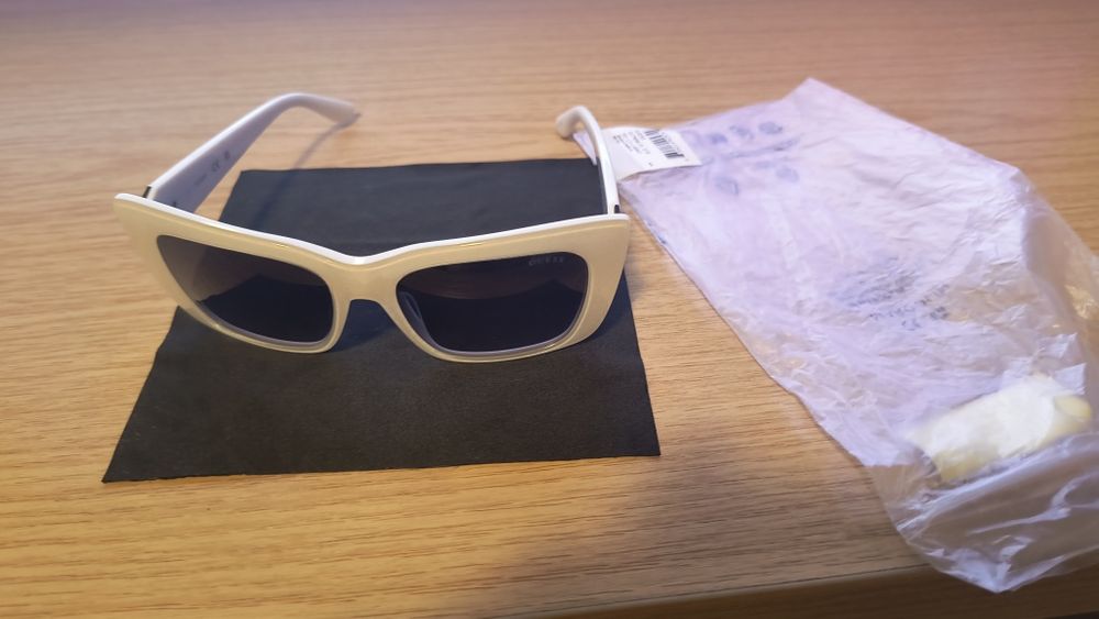 Ochelari soare Guess