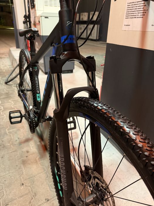 Bicicletă Cross GRX 9 – 29”, frâne pe disc, stare foarte bun