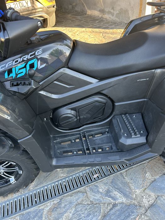 Cf moto 450L cu numar negru