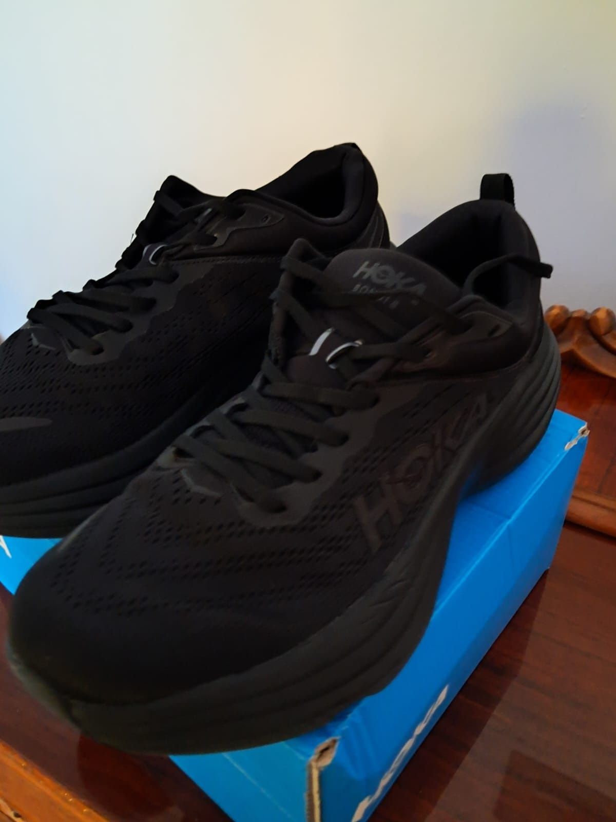 Hoka Bondi 8 , marime 44