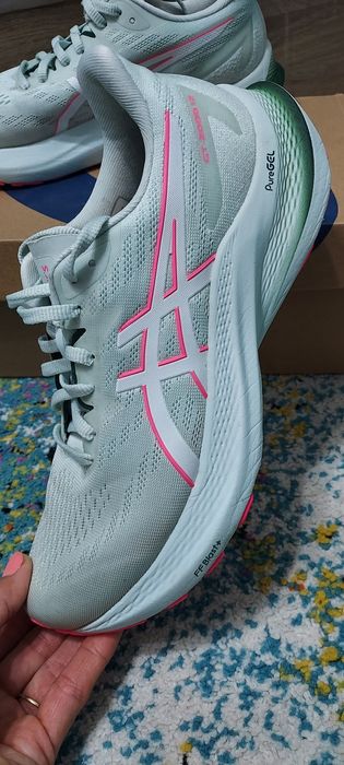 Дамски маратонки  ASICS GT-2000 12