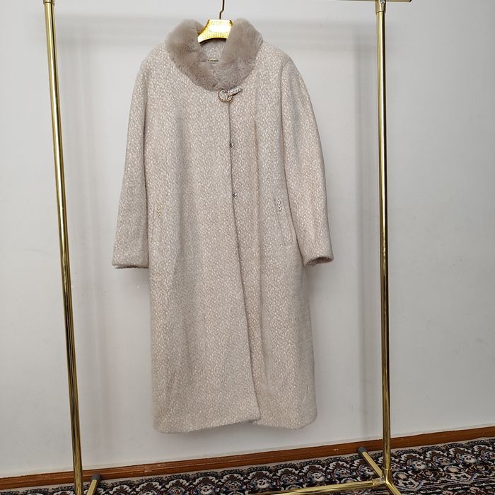 Пальто женский 56-58 размер