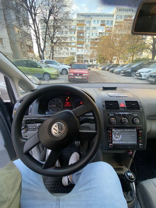 VW Touran 2.0 140кс