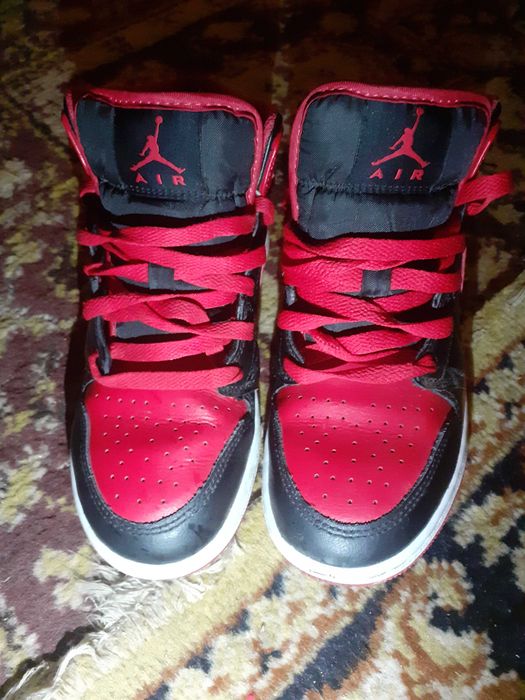 Vand jordan 1 bred patent marimea 36 originali(vand urgent)