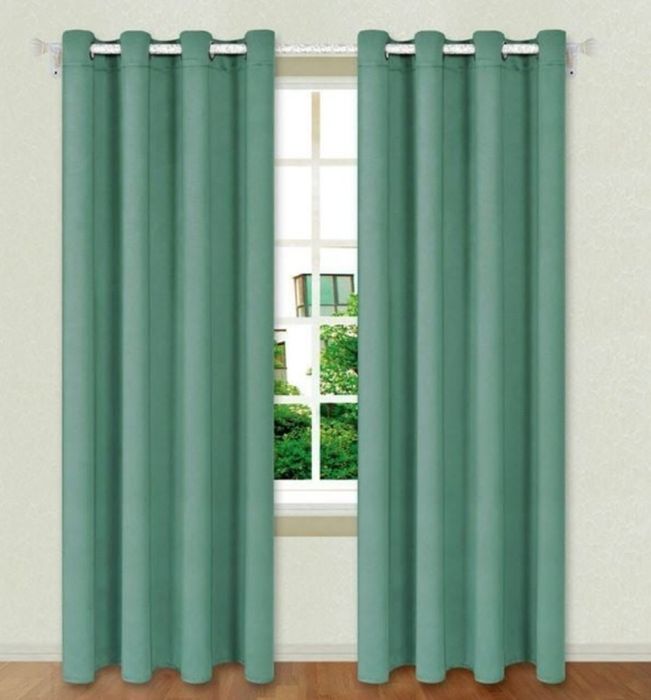 NOU Draperie verde 140*260 cm, black-out