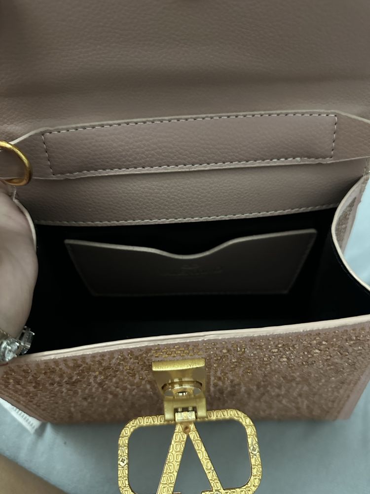Чанта Валентино / Valentino