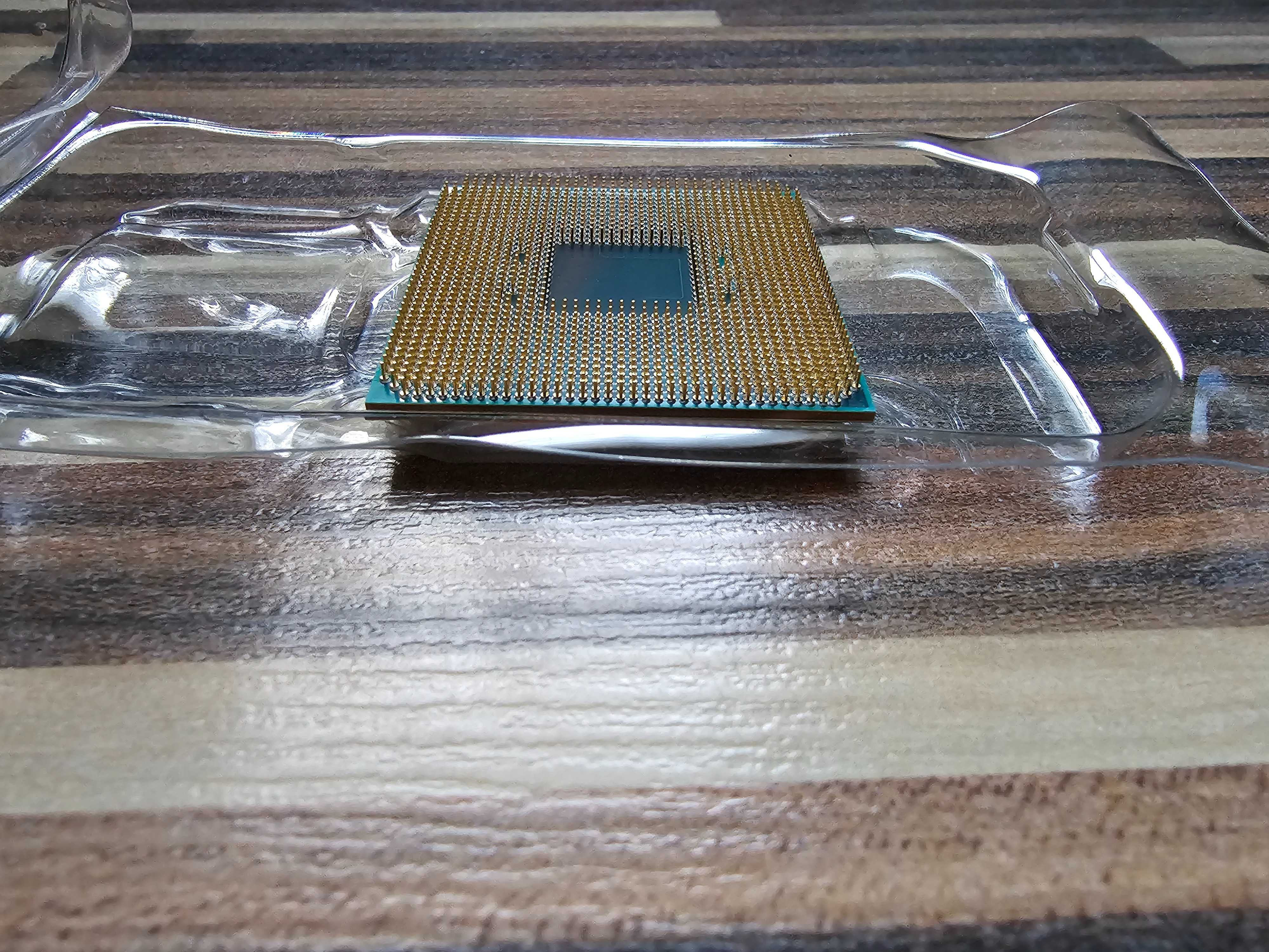 Процесор Ryzen 3 2200G