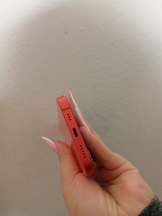 Iphone 12,  73% baterie