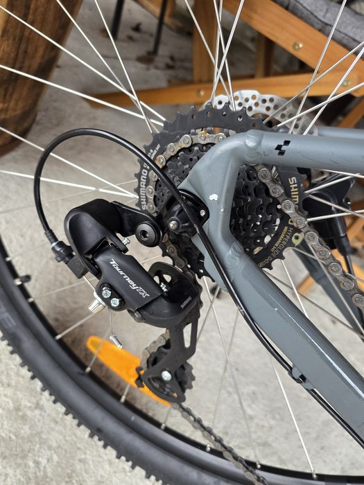 Vând bicicletă Cube Mărime M