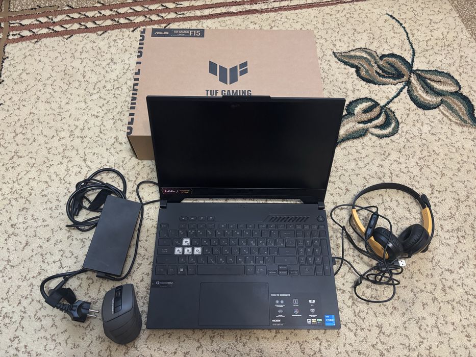 Продам новый игровой ноутбук