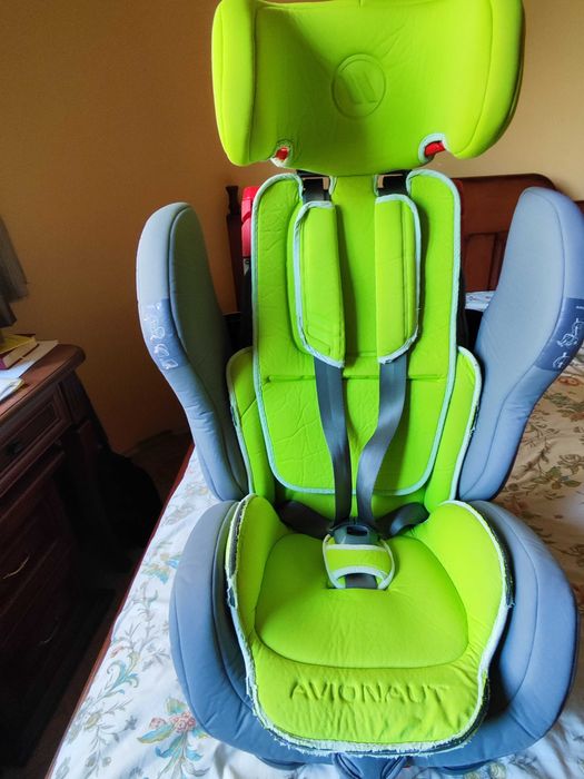 Детско столче за кола Avionaut Evolvair 9-36 кг, Зелено