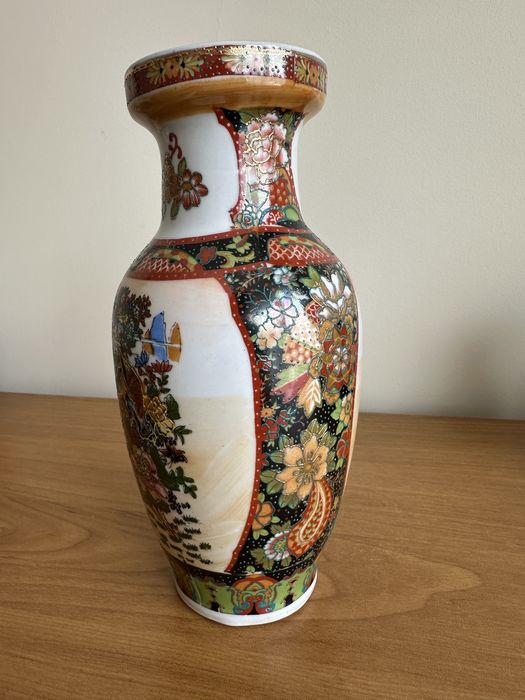 Декоративни вази и керамика – уникални ръчно изработени произведения