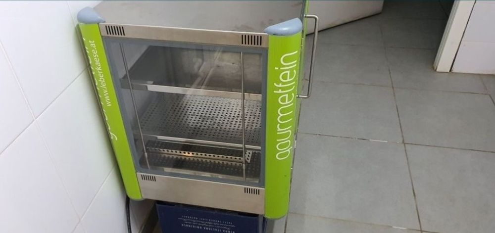 Vitrina calda Ragus Delice 704