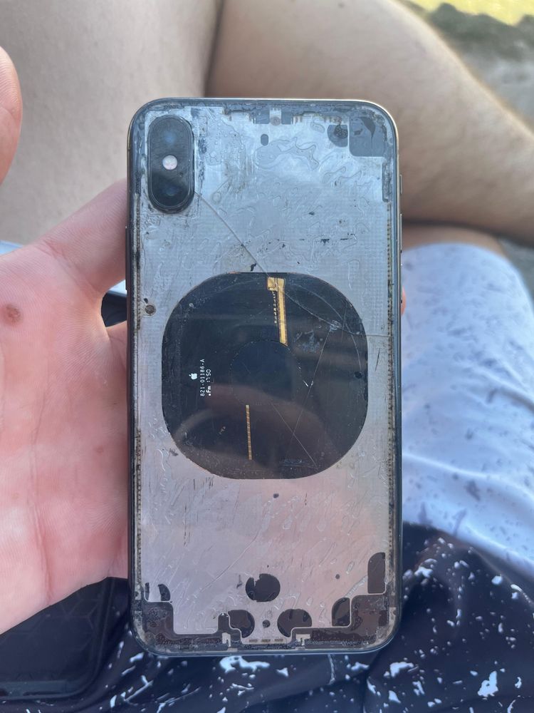 Iphone X память 64 акб 100%