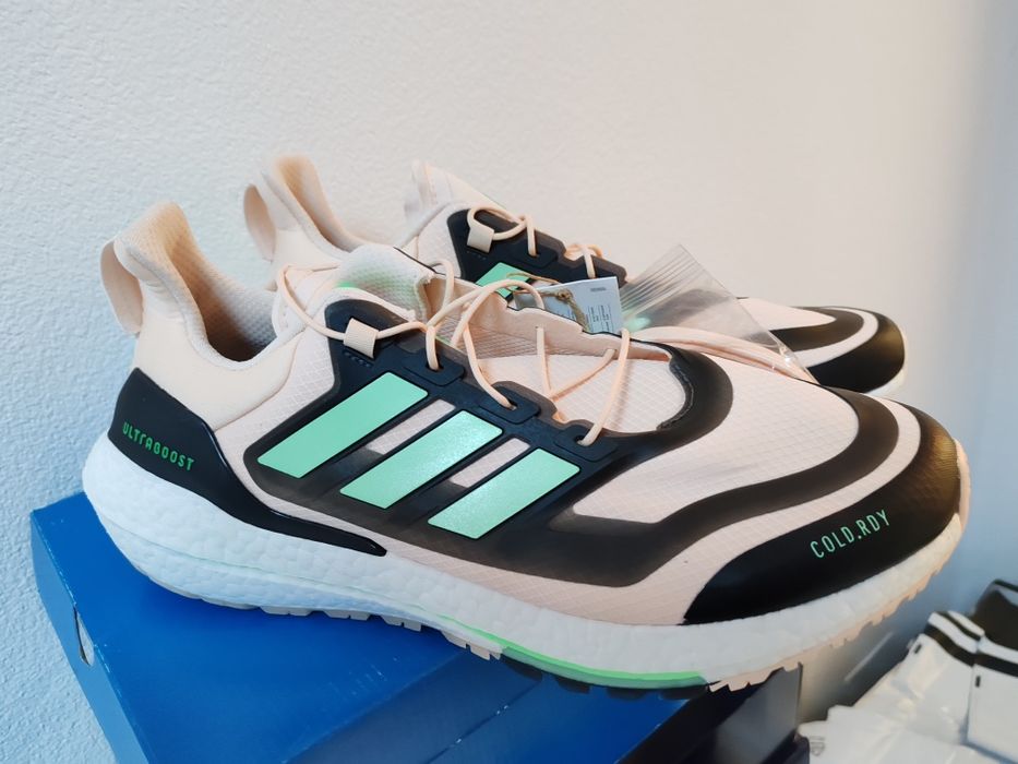 Vind Adidași 45 46  model nou