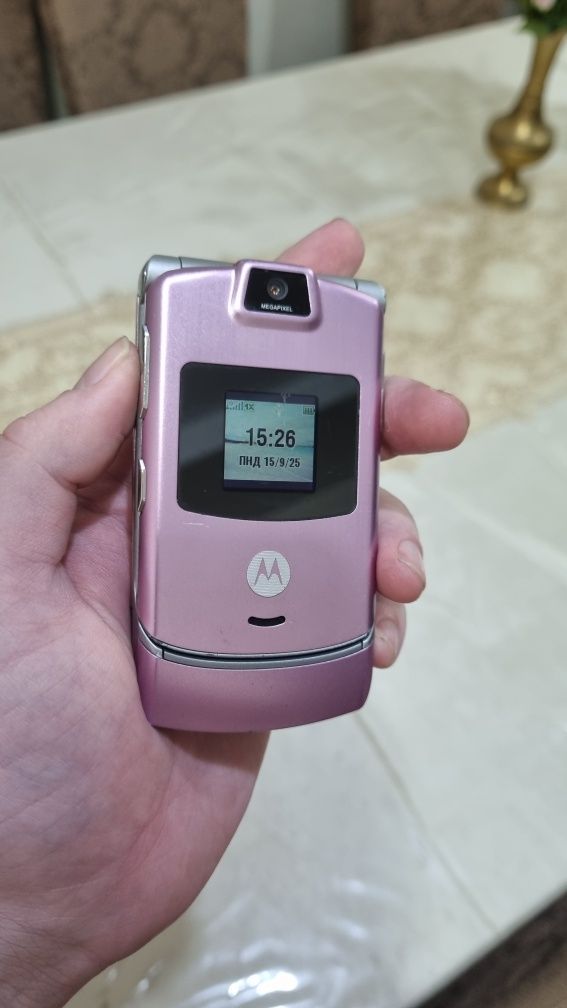 Motorola Razr V3 CDMA Perfetum Mobile