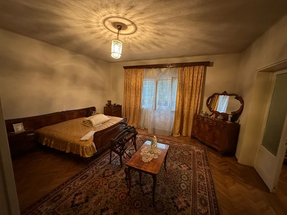 Casa 5 camere + teren generos, Blaj, str. Petru Maior