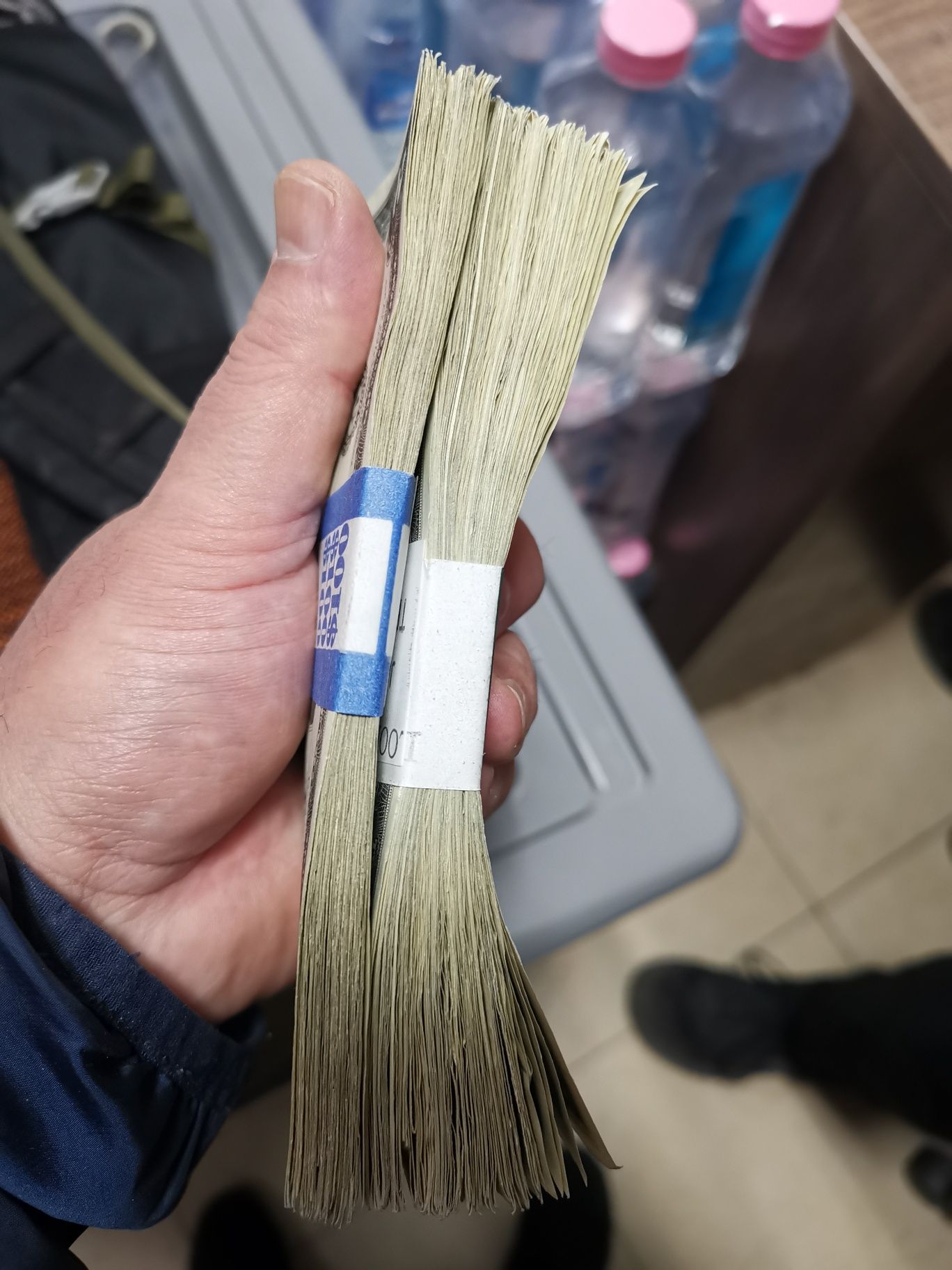 Долари по 2 номинал