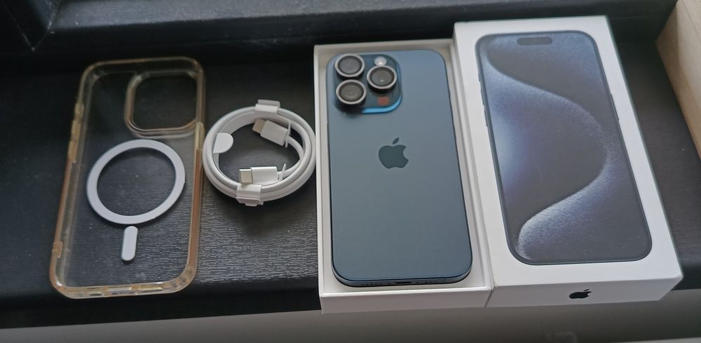 Iphone 15 Pro 256 GB ca nou Blue Titanium liber retea