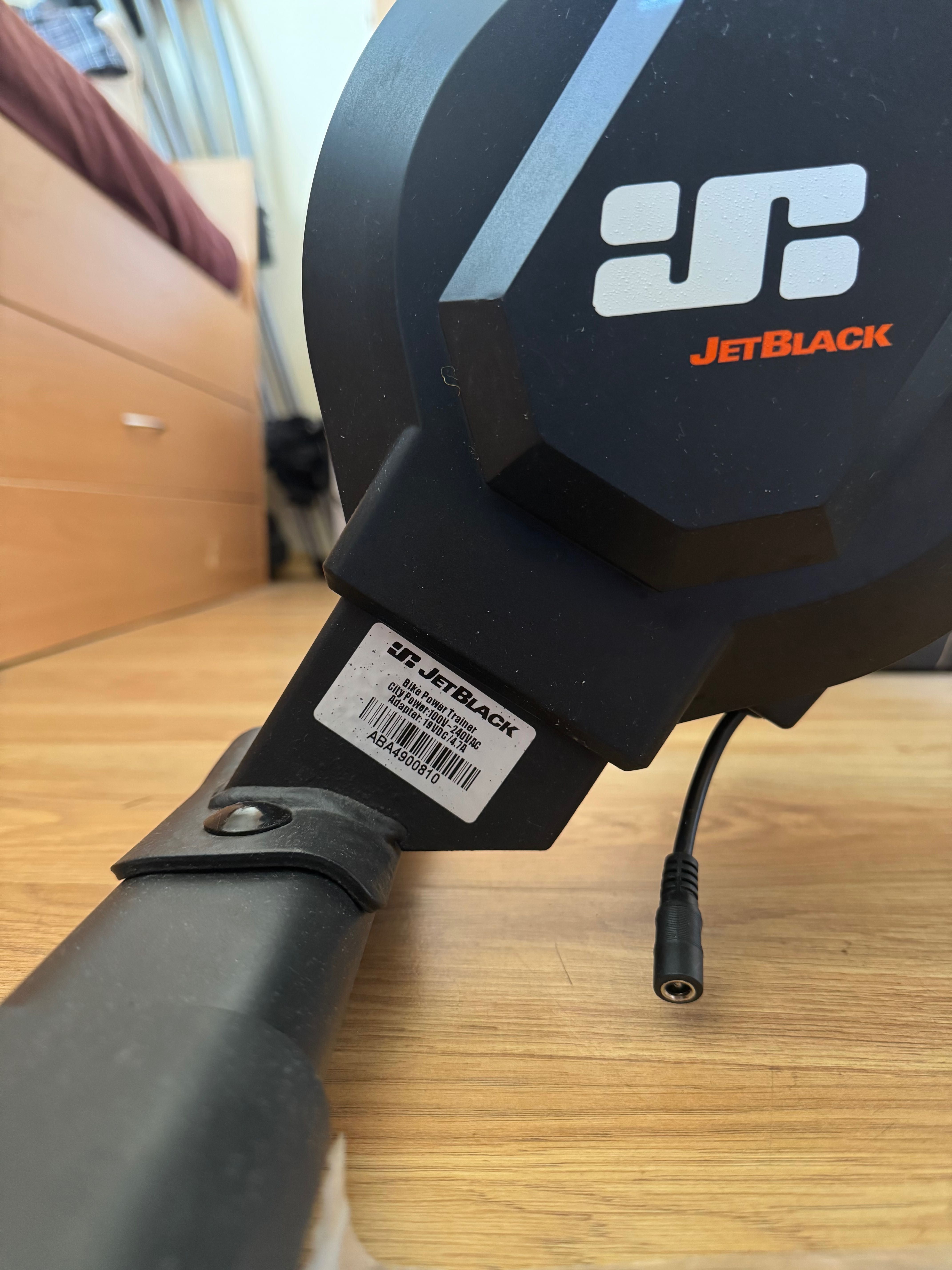 Интерактивен Велотренажор JetBlack Volt