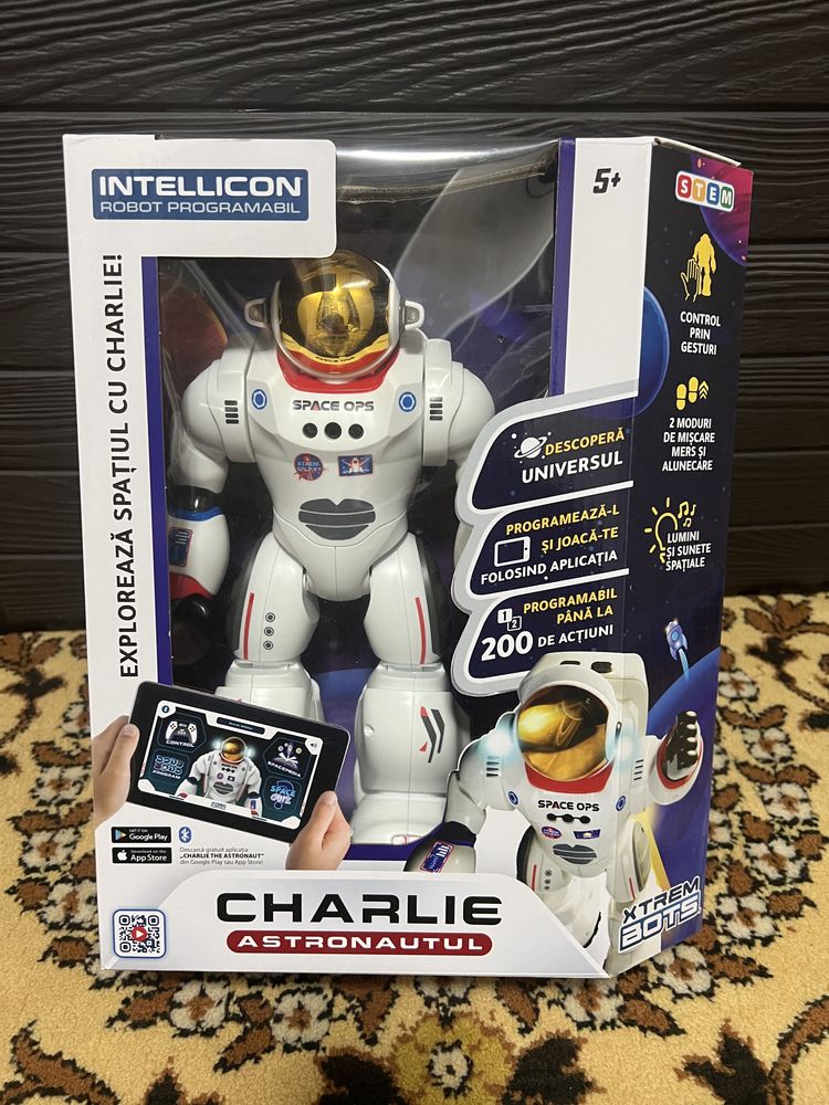 Vand robot Charlie Astronautul