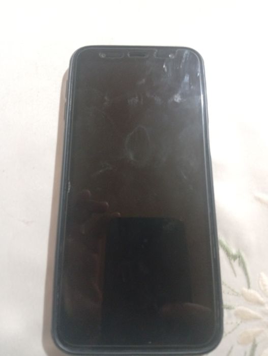 Samsung j6+ xolati ideal karopka dakment bor