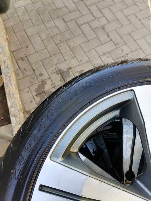 Jante aliaj cu cauciucuri de vara pe 19