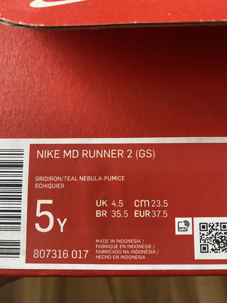 Маратонки Nike MD Runner 37.5