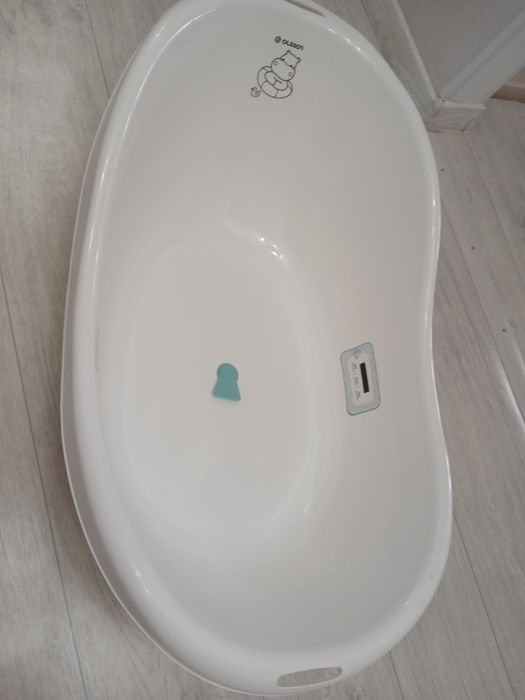 Продам ванночку для купания