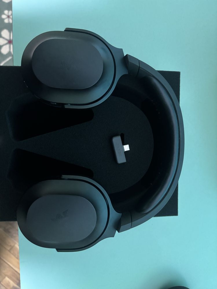 Безжични слушалки Razer Barracuda