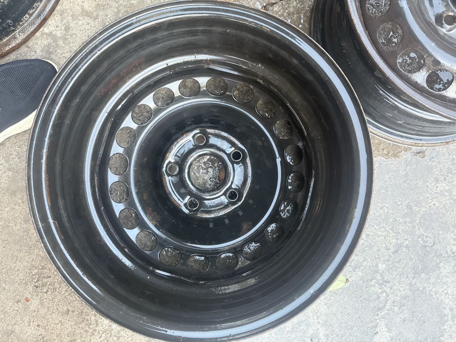 Продаётся диска 1шт Wolksvagen R15